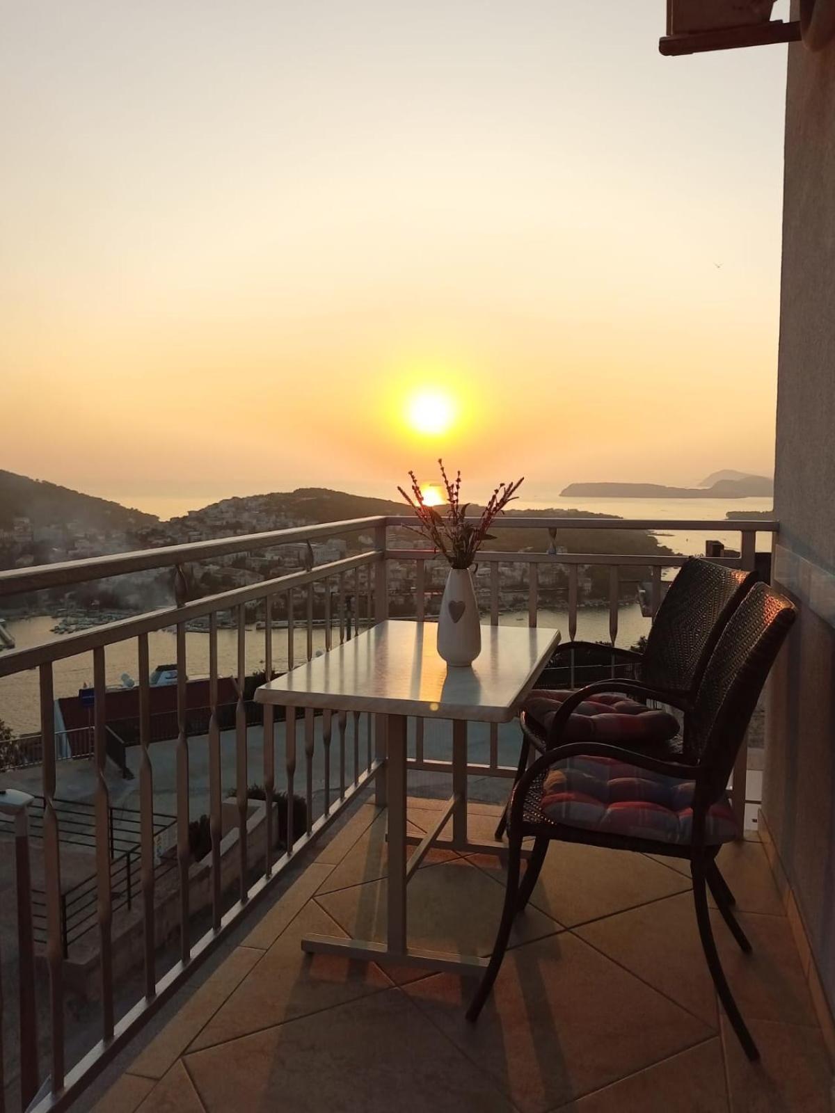 Sea View Apartment Nuncijata Dubrovnik Exterior photo